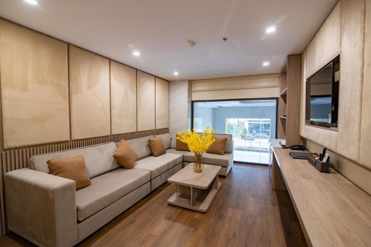 Sunshine Hotel Mong Cai Buitenkant foto